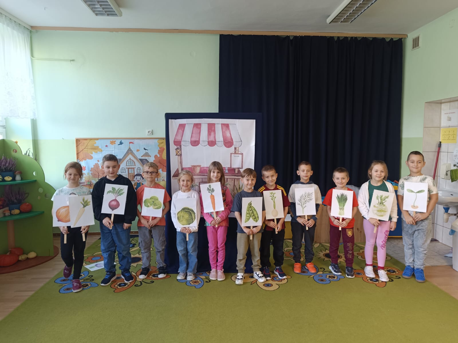 Inscenizacja wiersza Jana Brzechwy „Na straganie”