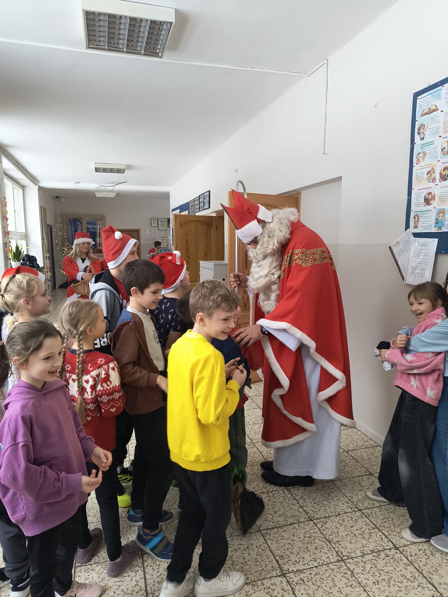 Święty Mikołaj w szkole