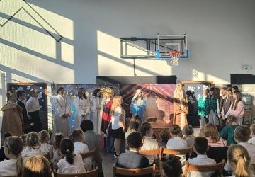 Wigilia szkolna wraz z jasełkami