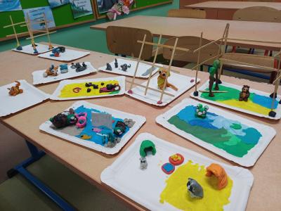 Zwierzątka z plasteliny.