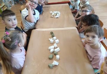 WARSZTATY PLASTYCZNE W PRZEDSZKOLU