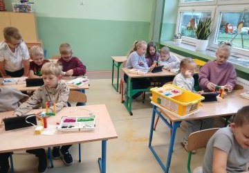 Robotyczne Przygody w naszej szkole! 🤖