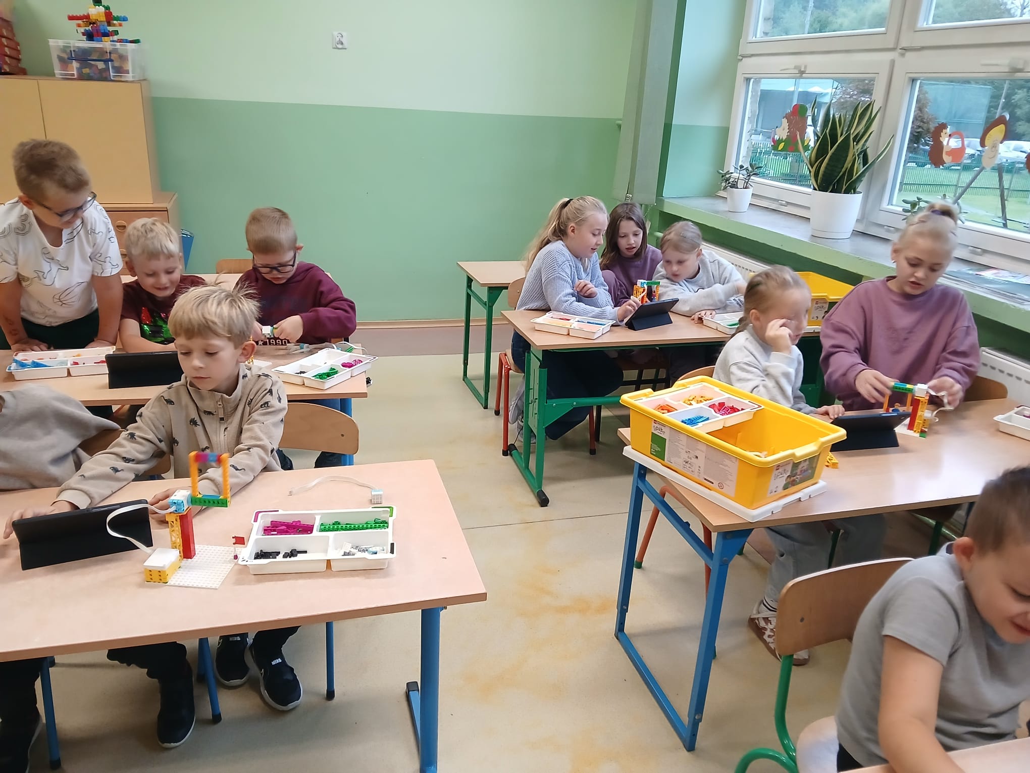 Robotyczne Przygody w naszej szkole! 🤖